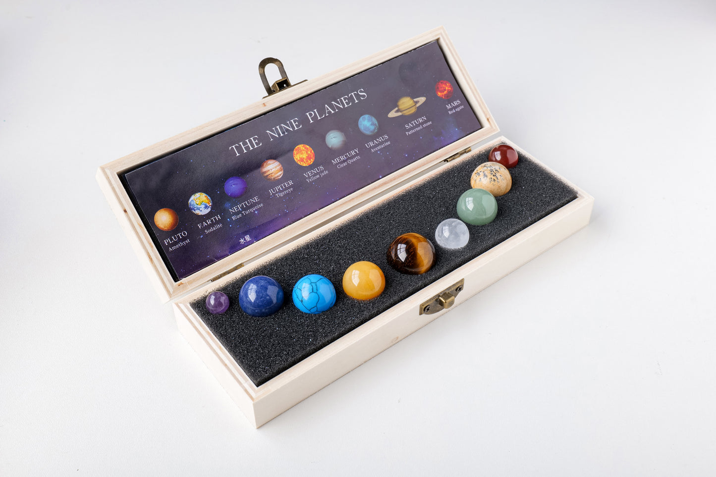 Set de Cristales Naturales “Los Nueve Planetas” – Decoración Cósmica y Energética