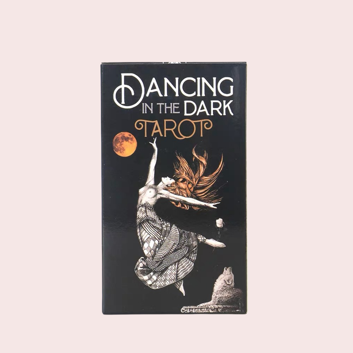 Caja del Mazo de Tarot Dancing in the Dark con una figura danzante
