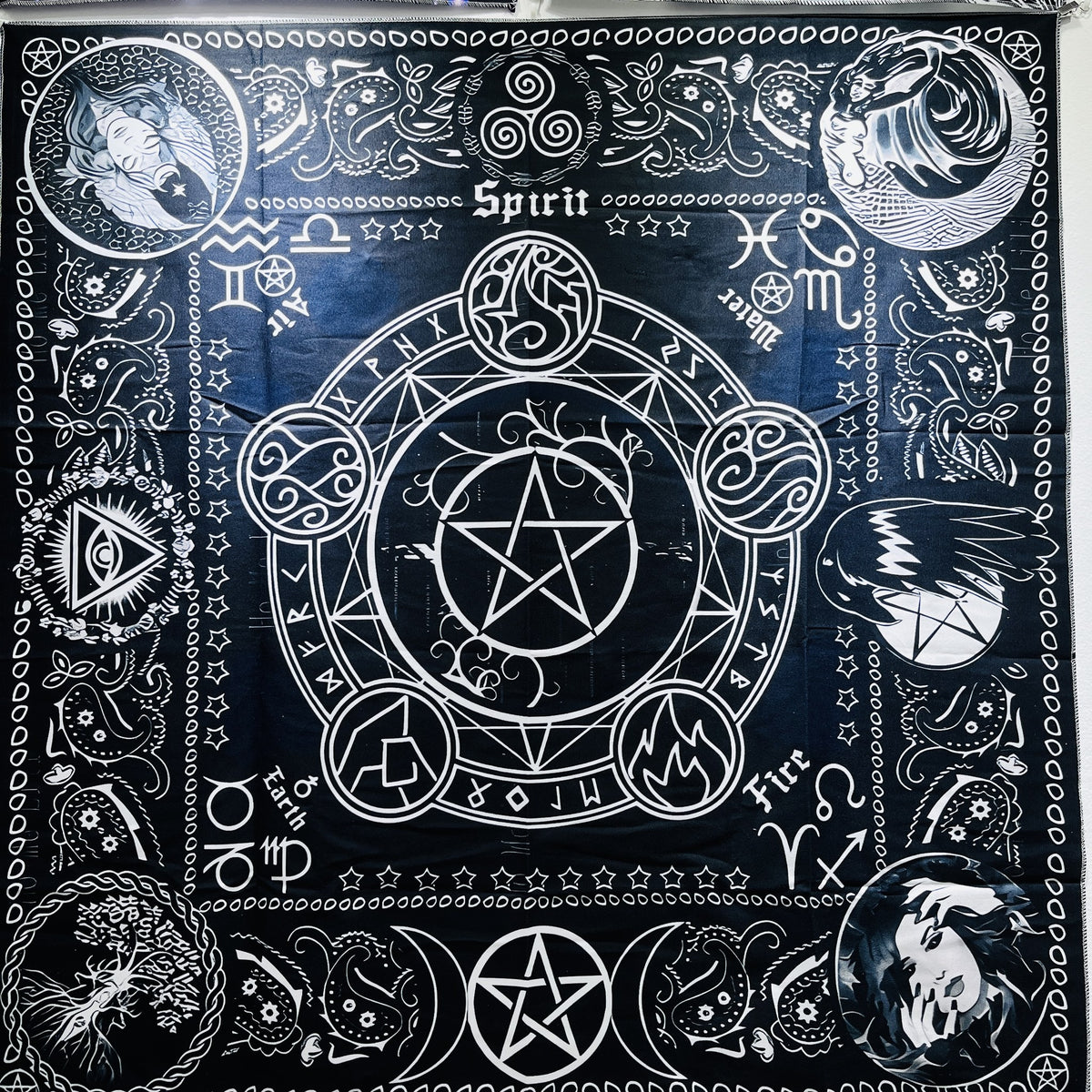 Paño de tarot Pentáculo Elemental Celta, negro con pentáculo, elementos y nudos celtas